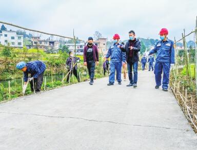 貴州電網公司1072支黨員隊伍奮戰(zhàn)一線