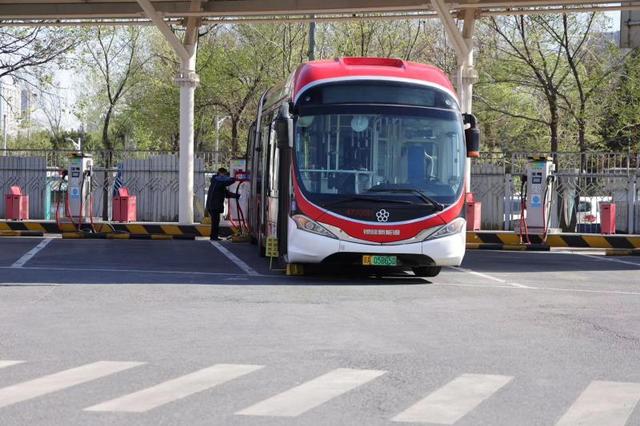 北京清潔能源、新能源公交車占比已超九成