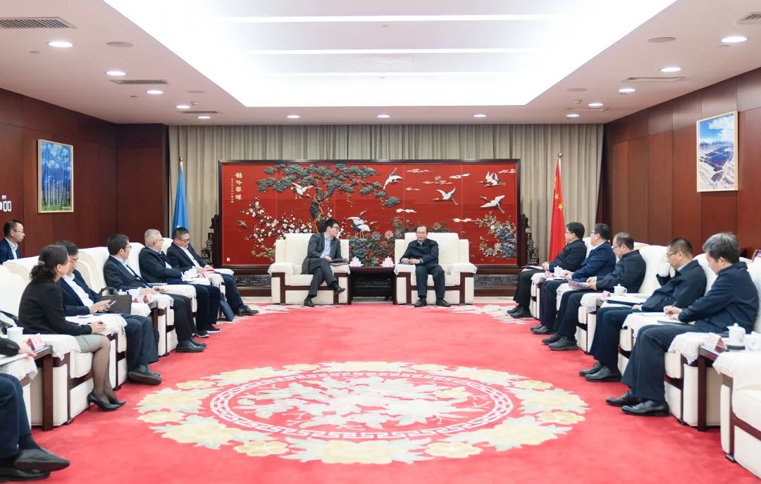 華電黨組書記、董事長(zhǎng)江毅會(huì)見上海電氣集團(tuán)黨委書記、董事長(zhǎng)吳磊