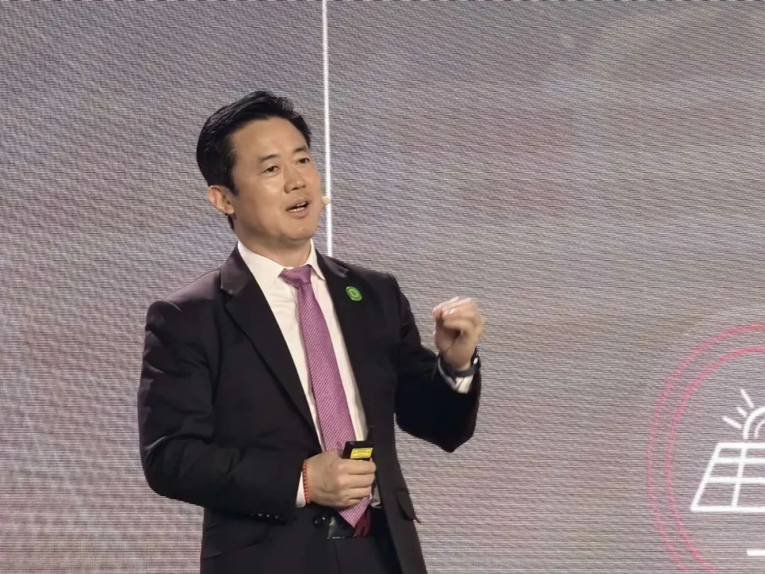 華為楊友桂：使能運(yùn)營商贏在碳中和時代